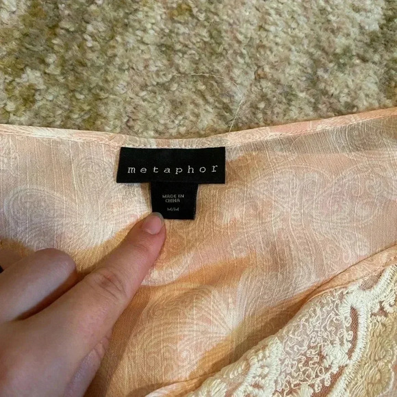 METAPHOR LACE PINK TOP - Picture 3 of 4